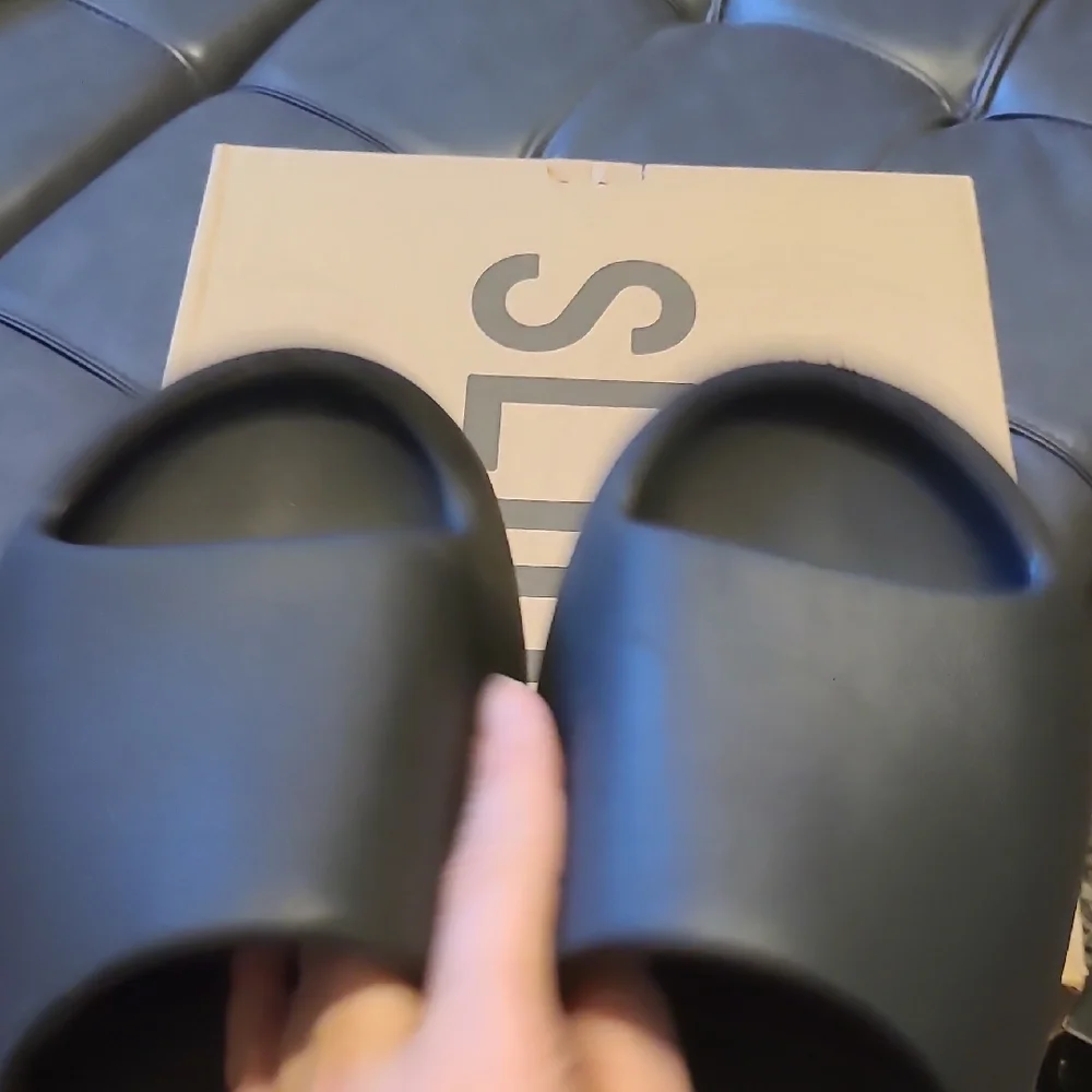 Adidas Onyx Yeezy Slides